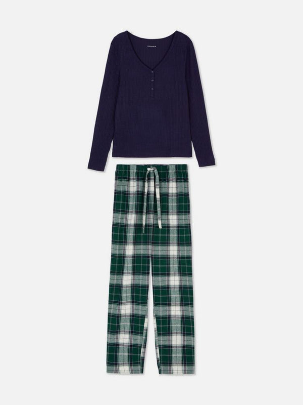 Top and Patterned Trousers Pyjamas