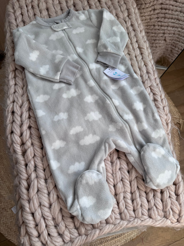 Cloud fleece sleepsuit