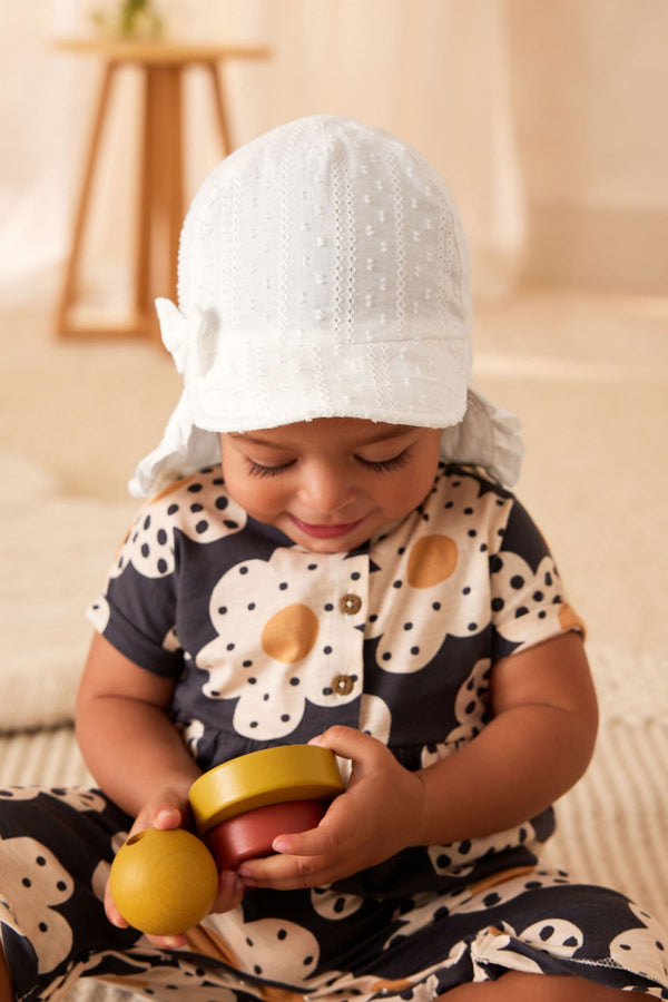 White Legionnaire Baby Hat (0mths-2yrs)