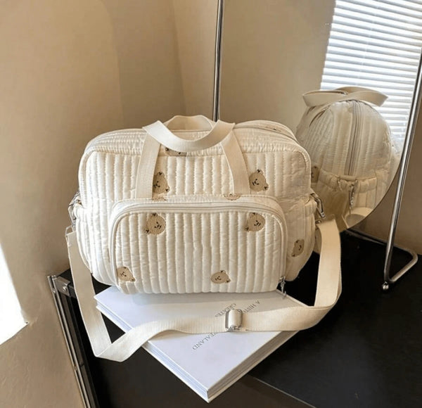 Medium bear hand bag