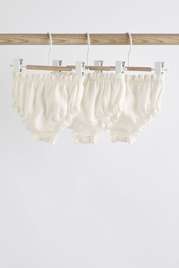 White Baby Knickers 3 Pack (0mths-2yrs)