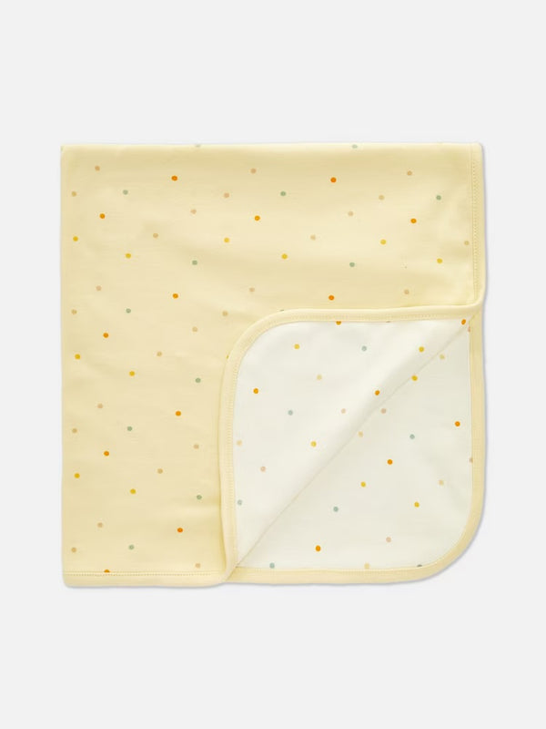 Polka dot blanket