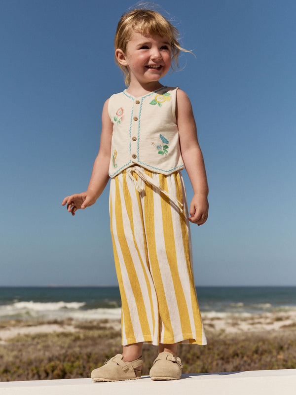 White Flowers Embroidered Waistcoat and Trousers Set (3mths-7yrs)