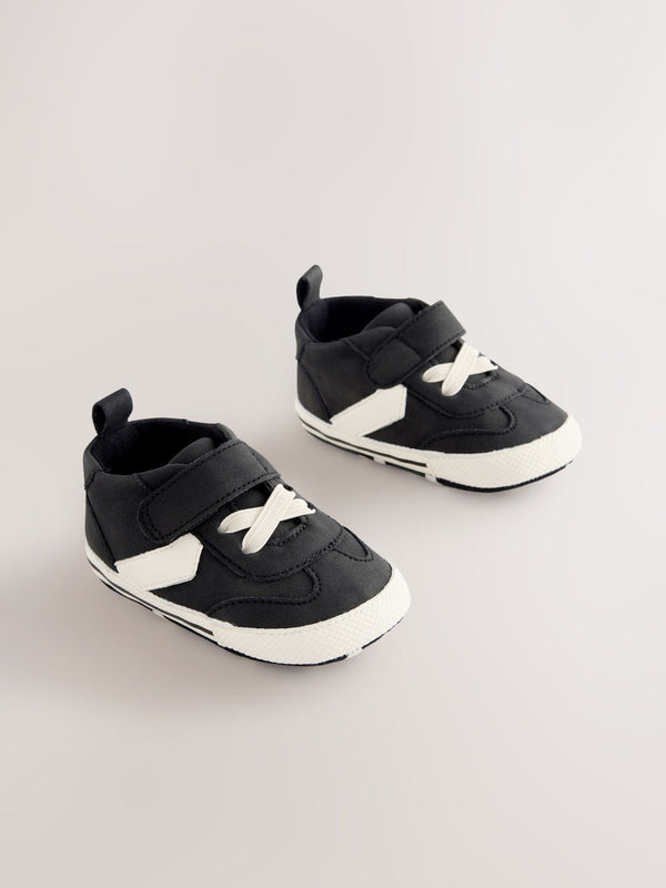 Black/White Baby Touch Fastening Elastic Lace Chevron Trainers (0-2mths)