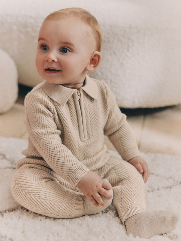 Neutral Baby Knitted Jumper and Leggings Set (0mths-2yrs)