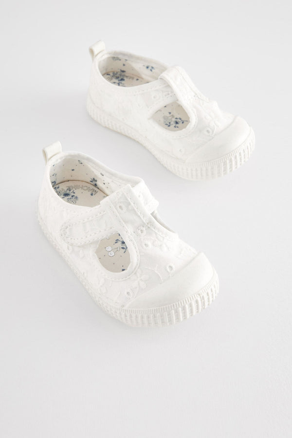 White Broderie First Walker Shoes