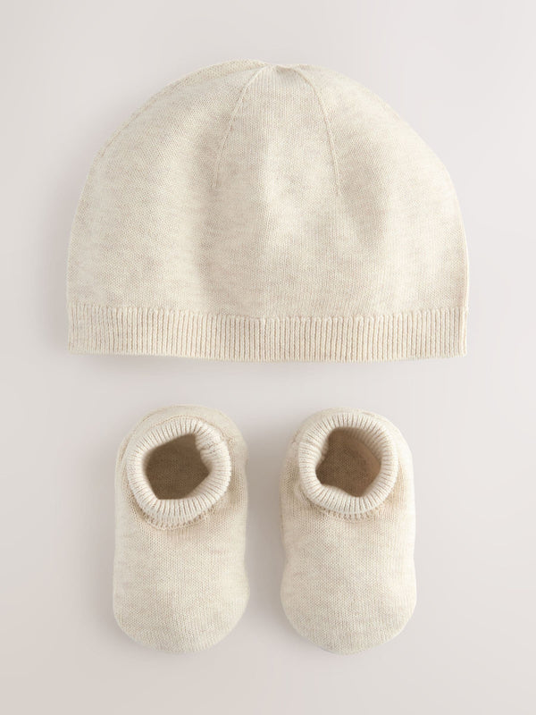 Natural Knitted Hat and Bootie Baby Set (0-9mths)