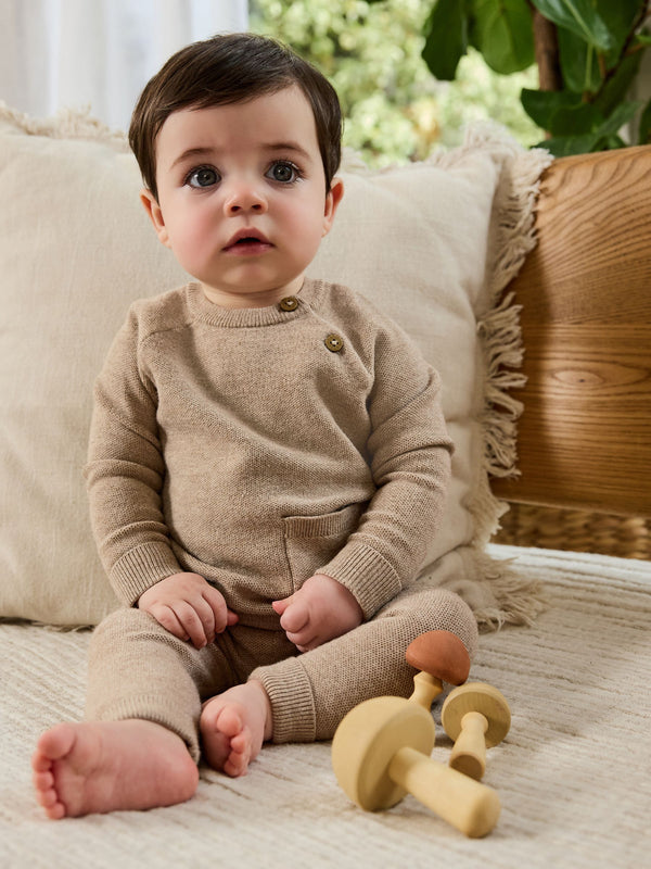 Neutral Baby Knitted Jumper and Leggings Set (0mths-2yrs)
