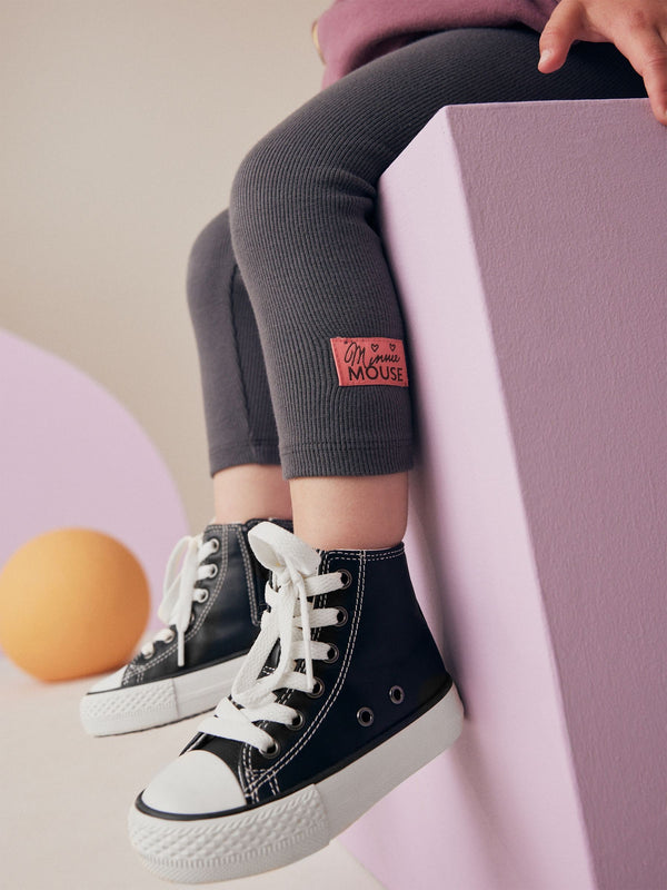 Black Standard Fit (F) High Top